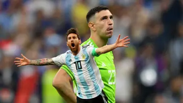 Emiliano Martínez y Lionel Messi en la Selección Argentina
