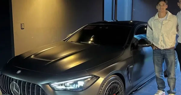 Nuevo auto de Martínez Quarta.