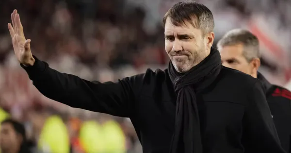 River busca a colombiano.