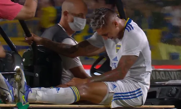 Agustín Almendra dio la noticia negativa en el Xeneize. El volante terminó lesionado y se retiró con lágrimas en sus ojos.