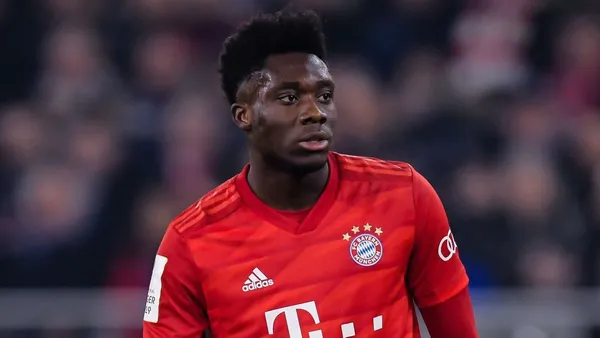 Alphonso Davies sufre un tremendo problema luego de que se le detectara coronavirs.