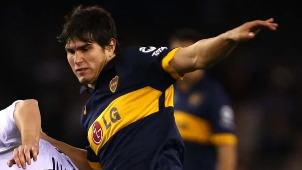 Club Atlético Independiente está cerca de contratar a un jugador que jugó en Club Atlético Boca Juniors.