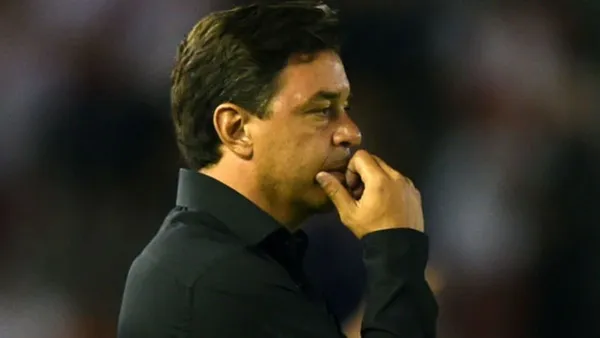 Conocé al futbolista que tiene menos minutos que Ángel Di María en la Selección Argentina, pero que tiene el futuro de Marcelo Gallardo en sus manos.