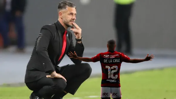 Demichelis busca el reemplazo del uruguayo