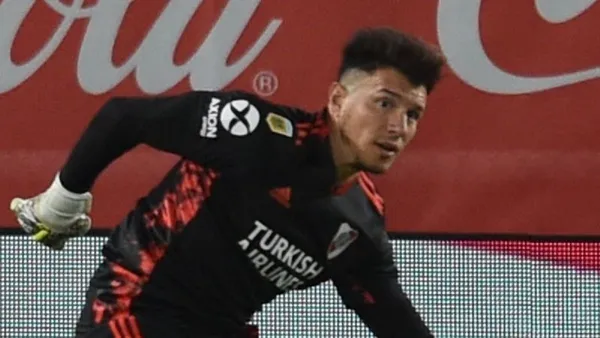 Descubrí cuál es la inédita y desconocida cláusula en el contrato de Enrique Bologna en River Plate.