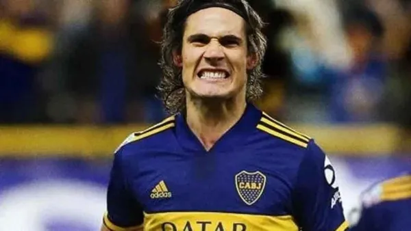 Edinson Cavani ya ha llegado a un acuerdo económico con Club Atlético Boca Juniors para su llegada, pero el equipo deberá sacrificar a 3 jugadores.