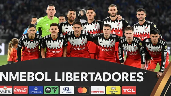 El 11 que paró Gallardo ante Talleres. (Foto: EFE)