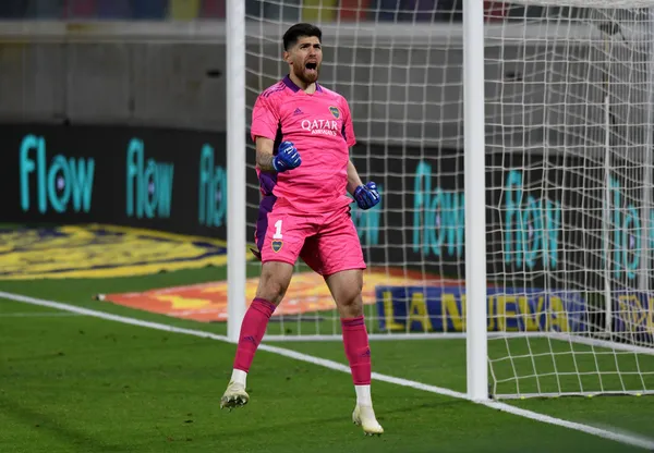 El arquero del Xeneize contuvo uno de los remates desde los 12 pasos y fue clave para la clasificación a las semifinales de la Copa Argentina.
