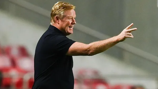 El club Culé deberá pagar una fortuna ante la salida del técnico neerlandés.