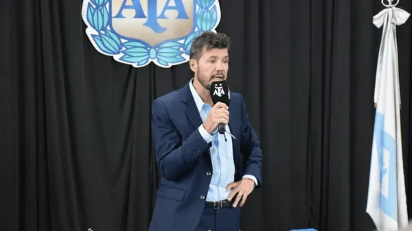 El conductor mandó una carta a todos los clubes pidiendo la realización de una nueva elección en busca del próximo presidente.