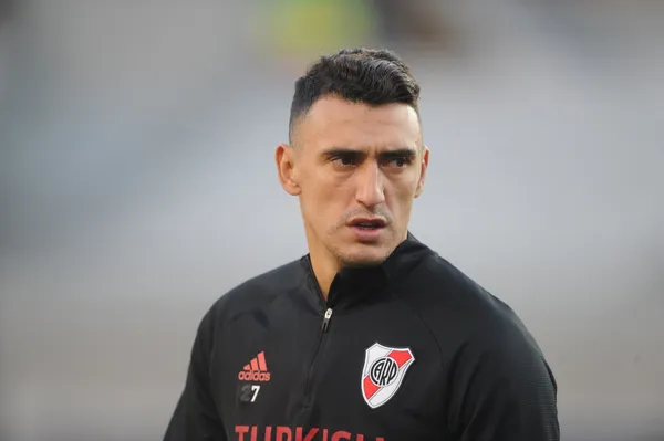 El delantero aún no se recuperó al 100 por ciento de su sinovitis en la rodilla derecha.