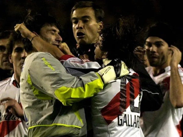El ex arquero del Xeneize se refirió al polémico episodio del Superclásico por Copa Libertadores 2004.