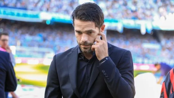 El ex DT de Aldosivi y Racing Club podría emprender su tercera experiencia en el país.