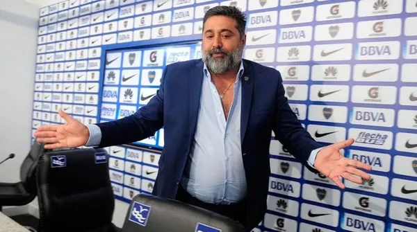 El ex presidente del club de la Ribera dijo que en el Xeneize hay una "grieta".