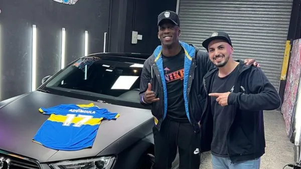 El futbolista peruano tiene un sueldo bastante elevado en el Xeneize y le permite darse ciertos lujos.