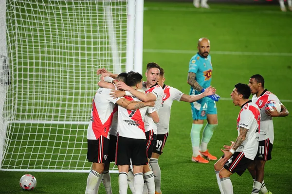 El Millonario se impuso por 1-0 y quedó como único escolta de Talleres, que lidera la tabla de posiciones.