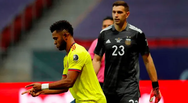 El papá del arquero de la Selección Argentina habló del momento polémico en la semifinal de la Copa América ante Colombia.