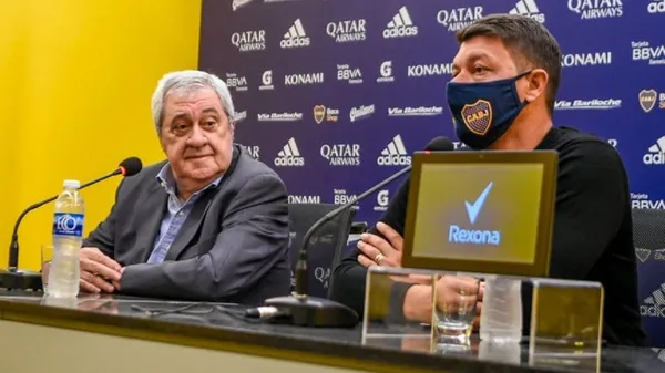 El presidente del Xeneize apuntó contra el colombiano por su postura de no continuar en el club.