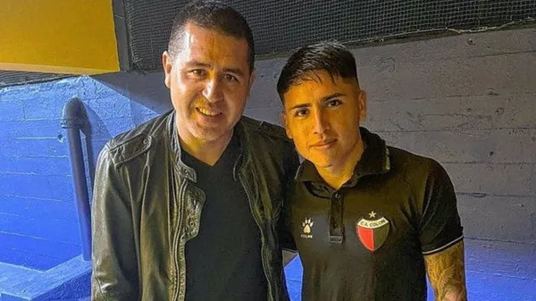 El representante del jugador de Colón de Santa Fe contó qué le dijo el vicepresidente del Xeneize.