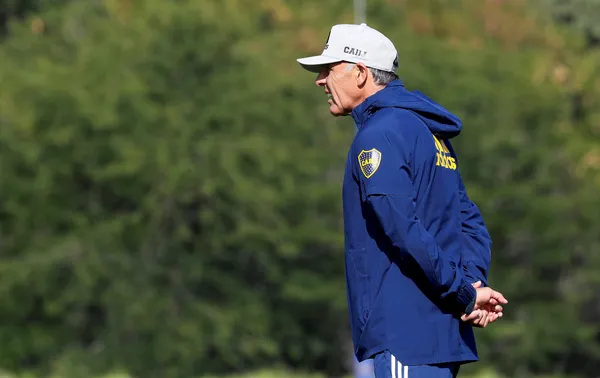 El Xeneize continúa negociando para incorporar refuerzos al plantel de Miguel Ángel Russo.