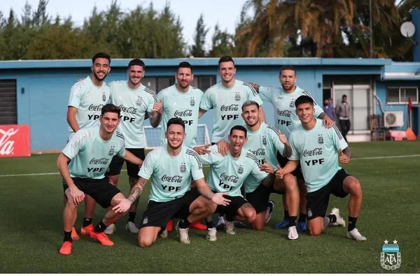 Estos tres futbolistas viajaron desde el viejo continente para sumar minutos con Argentina pero el entrenador los borró sin explicaciones de por medio.