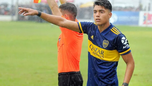 Exequiel Zeballos debutó hace muy poco en el Club Atlético Boca Juniors, equipo que pensaría en dejarlo salir solo por una millonada.