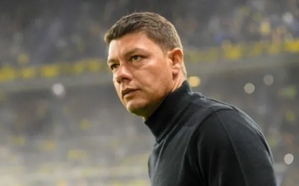 Finalizó su préstamo y debe volver a Boca. No llegó a acomodarse que ya lo quiere otro equipo