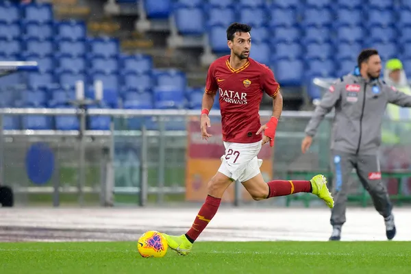Javier Pastore se encontraba en la Roma, pero por motivos extra futbolísticos el elenco de la capital de Italia decidió rescindirle el contrato. Ahora, se encuentra como jugador libre y desde Argentina lo busca Talleres de Córdoba, club donde surgió como futbolista profesional ¿Volverá al país? Enterate de toda la información acá.