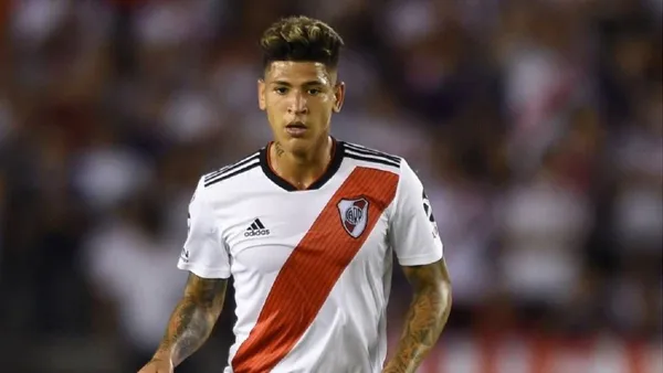 Jorge Carrascal se recupera de su lesión en Club Atlético River Plate, club que lo tiene en sus planes a futuro. A pesar de ello, hay personas que buscan sacar al colombiano del club.