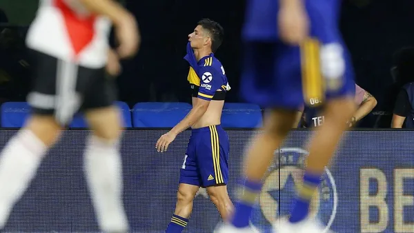 Jorman Campuzano se hizo expulsar ayer frente a River Plate y ahora se podría perder el duelo ante Santos por Copa Libertadores.