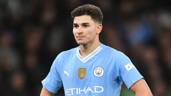 Julián fue duramente criticado por su partido vs. Everton