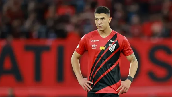 La millonaria cifra que pide Paranaense por Esquivel