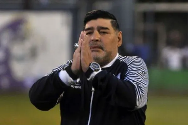 La pesadilla de Diego Armando Maradona parece no tener fin y ahora recibió otra muy mala noticia que puede afectar su salud.