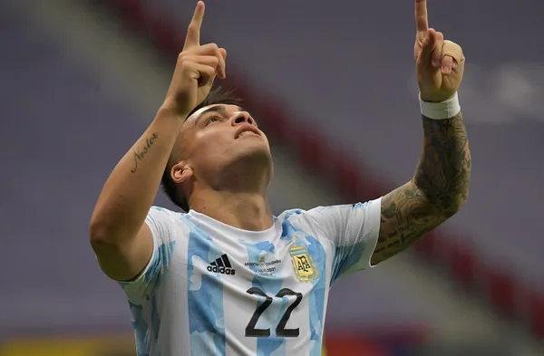 Lautaro Martínez es uno de los mejores delanteros del mundo en la actualidad y por este motivo el Tottenham de Inglaterra desembolsaría 70 millones para llevarse al argentino ¿Qué piensa sobre esto el Inter? Enterate de todas las novedades acá.