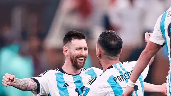 Leandro Paredes y Lionel Messi