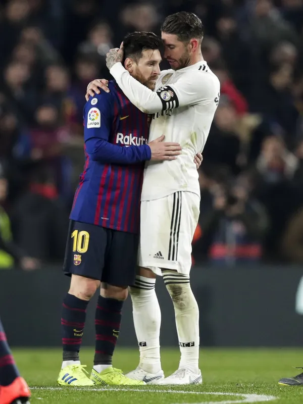 Lionel Messi no tiene aún su permanencia segura en Fútbol Club Barcelona, y Real Madrid puede meter manos a la obra para que su salida siga en pie.