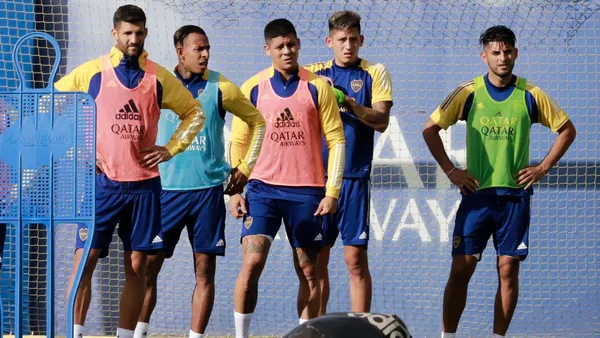 Los jugadores del Xeneize estarán licenciados hasta mañana a las 9 de cara al partido ante los santiagueños.