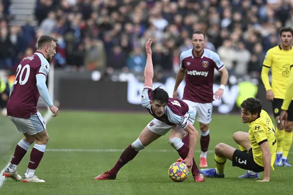 Manuel Lanzini marcó en la victoria del West Ham por 3 a 2 ante el puntero de la Premier League.