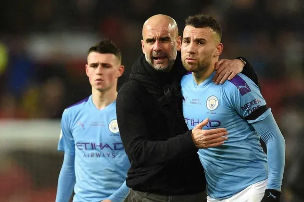 Nicolás Otamendi no fue recibido como una estrella en Portugal, todo lo contrario, como un villano.