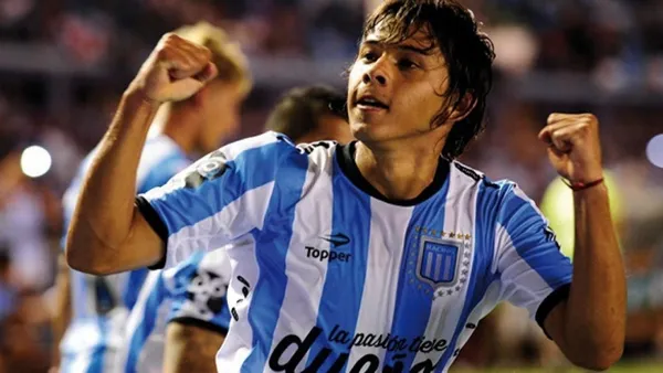 Óscar Romero Villamayor ha estado envuelto en polémicas en las últimas semanas, por lo que se ha revelado la condición con la que el paraguayo puede regresar a Racing Club de Avellaneda.