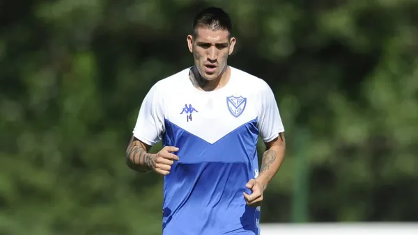 ¿Por qué Centurión no juega en Vélez?