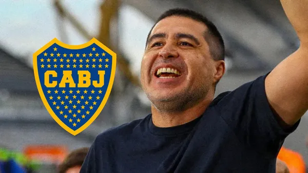 Riquelme sonríe.
