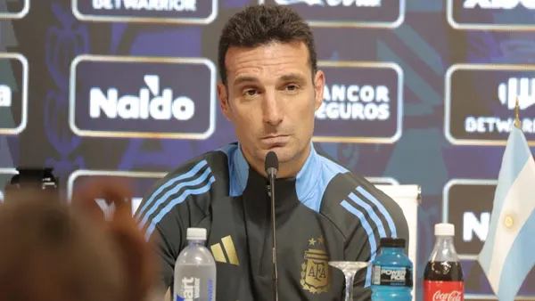 Scaloni en conferencia de prensa (TN)