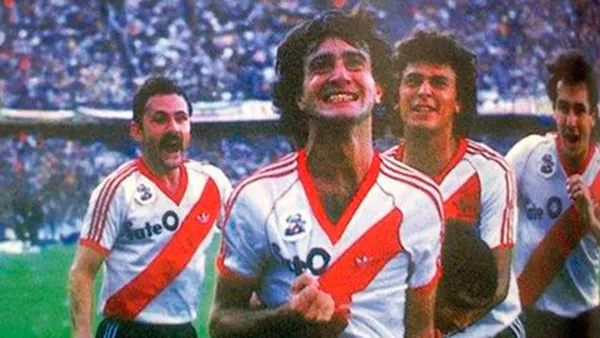 Se cumplen 49 años del inolvidable tanto del Beto Alonso a Independiente que O Rei no pudo convertir.