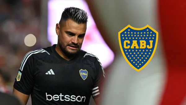 Sergio Romero con la camiseta negra de arquero de Boca.