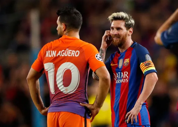 Todo sigue encaminándose para que Lionel Messi llegue a Manchester City F.C. en un año, y Sergio Agüero ya forma parte de este trato.