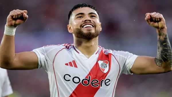 Tras los rumores sobre su salida, el defensor salió a hablar