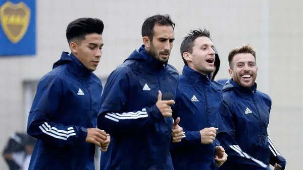 Un jugador del Club Atlético Boca Juniors está haciendo todo lo posible por mantenerse en el equipo, a pesar de no haber interés en la dirigencia por renovarlo.