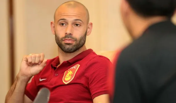 Una sorpresa ha surgido para los fanáticos pendientes del futuro de Javier Mascherano.
