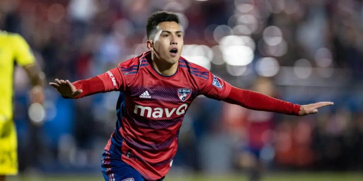 Alan Velasco.